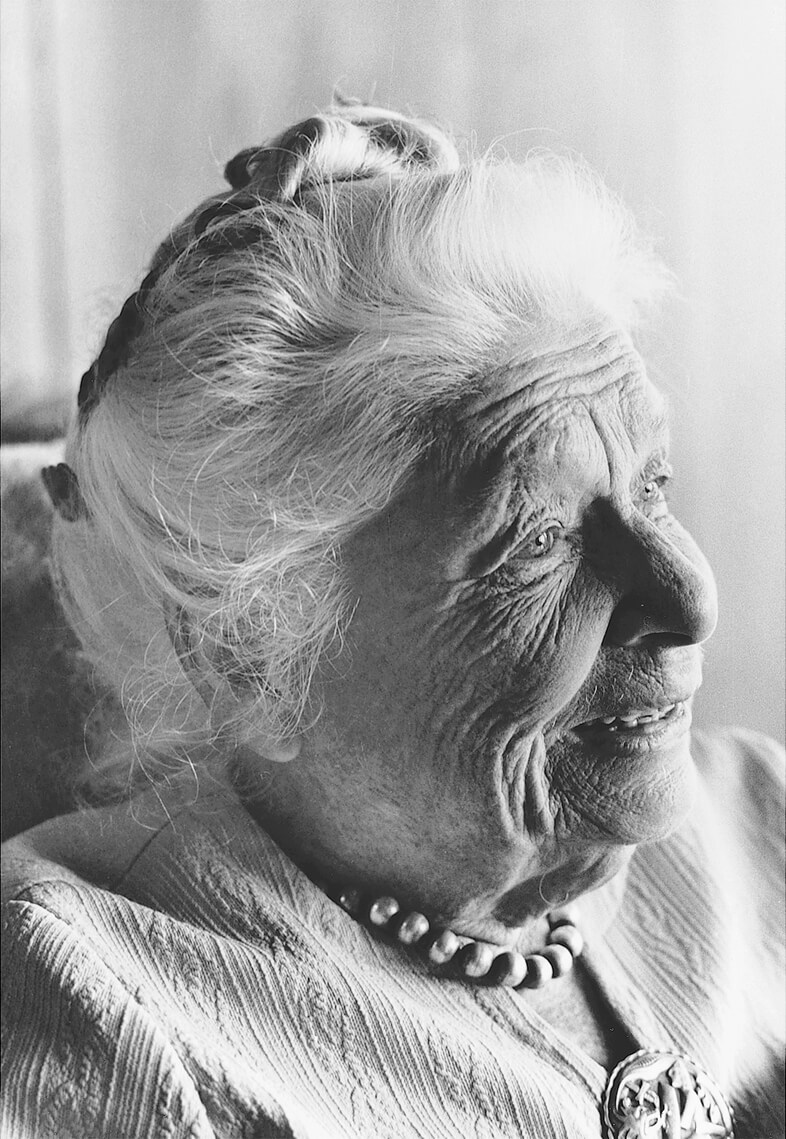 Portrait von Dr. Ida Rolf